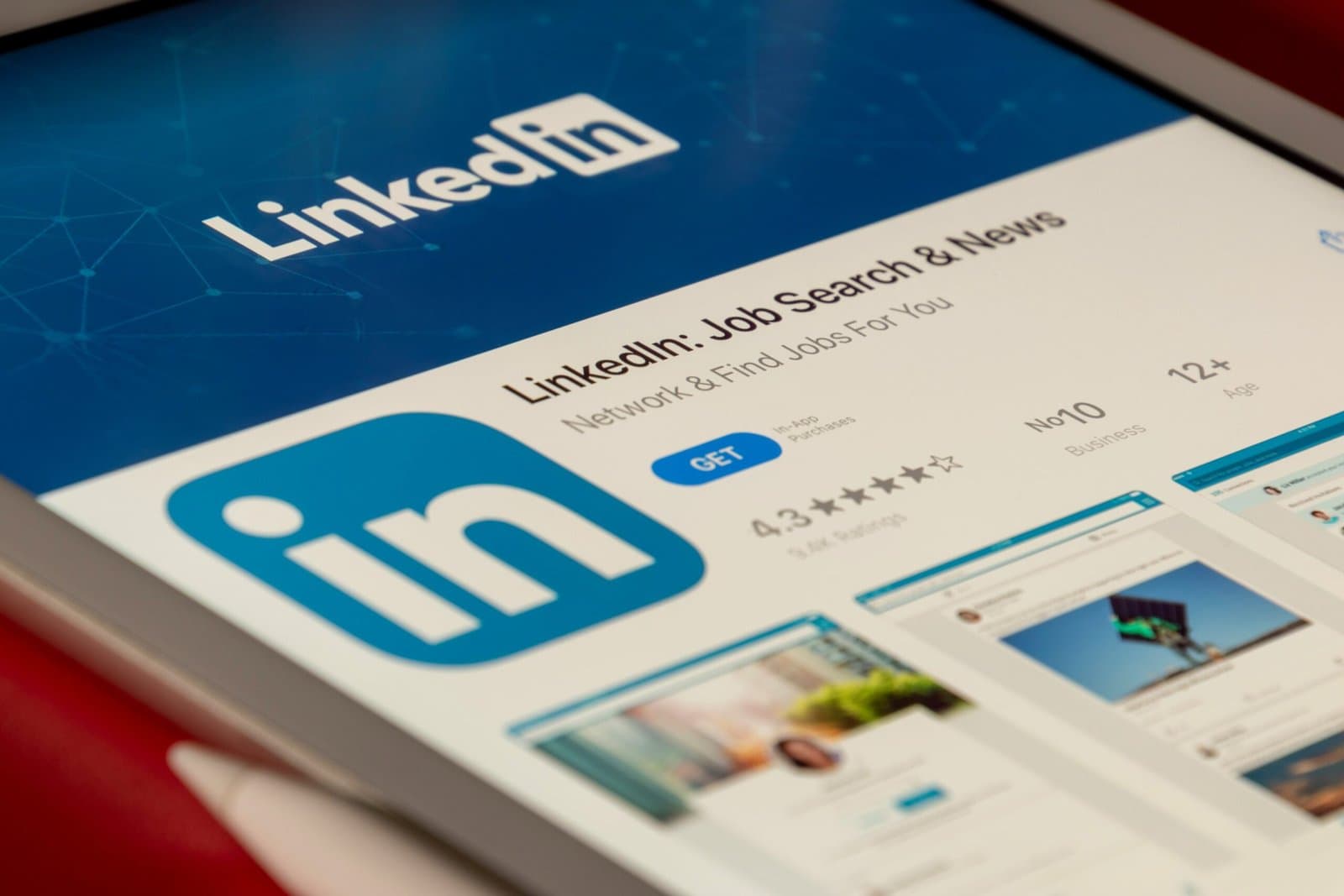How to Set Up Your LinkedIn Company Page for Lead Generation
